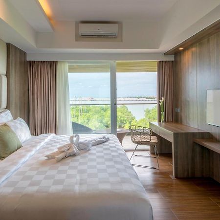 เดอะ คริสตัล ลักชัวรี เบย์ รีสอร์ต นูซา ดูอา - บาหลี Hotel นูซาดูอา ภายนอก รูปภาพ