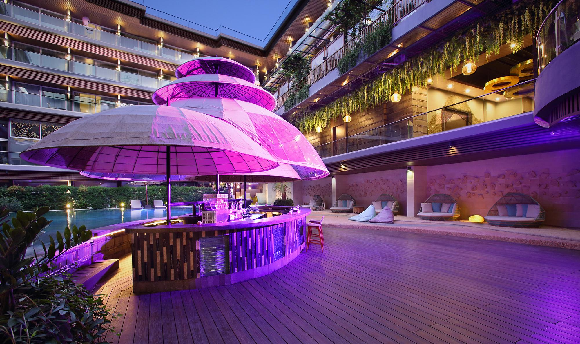 เดอะ คริสตัล ลักชัวรี เบย์ รีสอร์ต นูซา ดูอา - บาหลี Hotel นูซาดูอา ภายนอก รูปภาพ