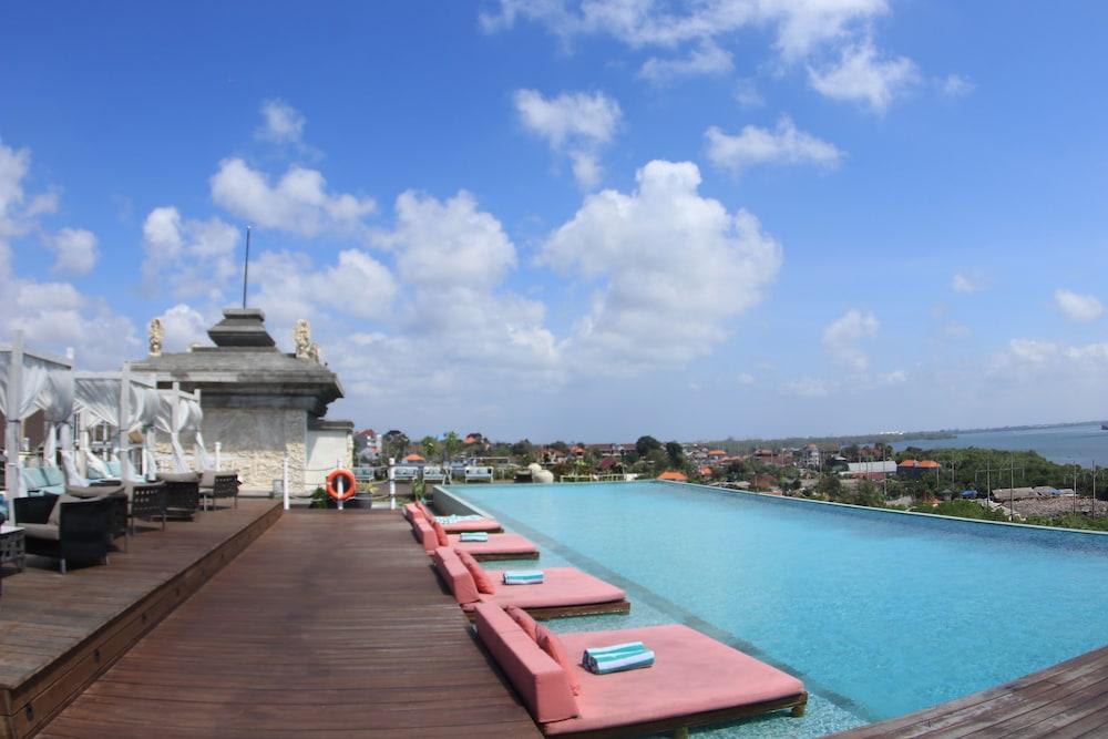 เดอะ คริสตัล ลักชัวรี เบย์ รีสอร์ต นูซา ดูอา - บาหลี Hotel นูซาดูอา ภายนอก รูปภาพ