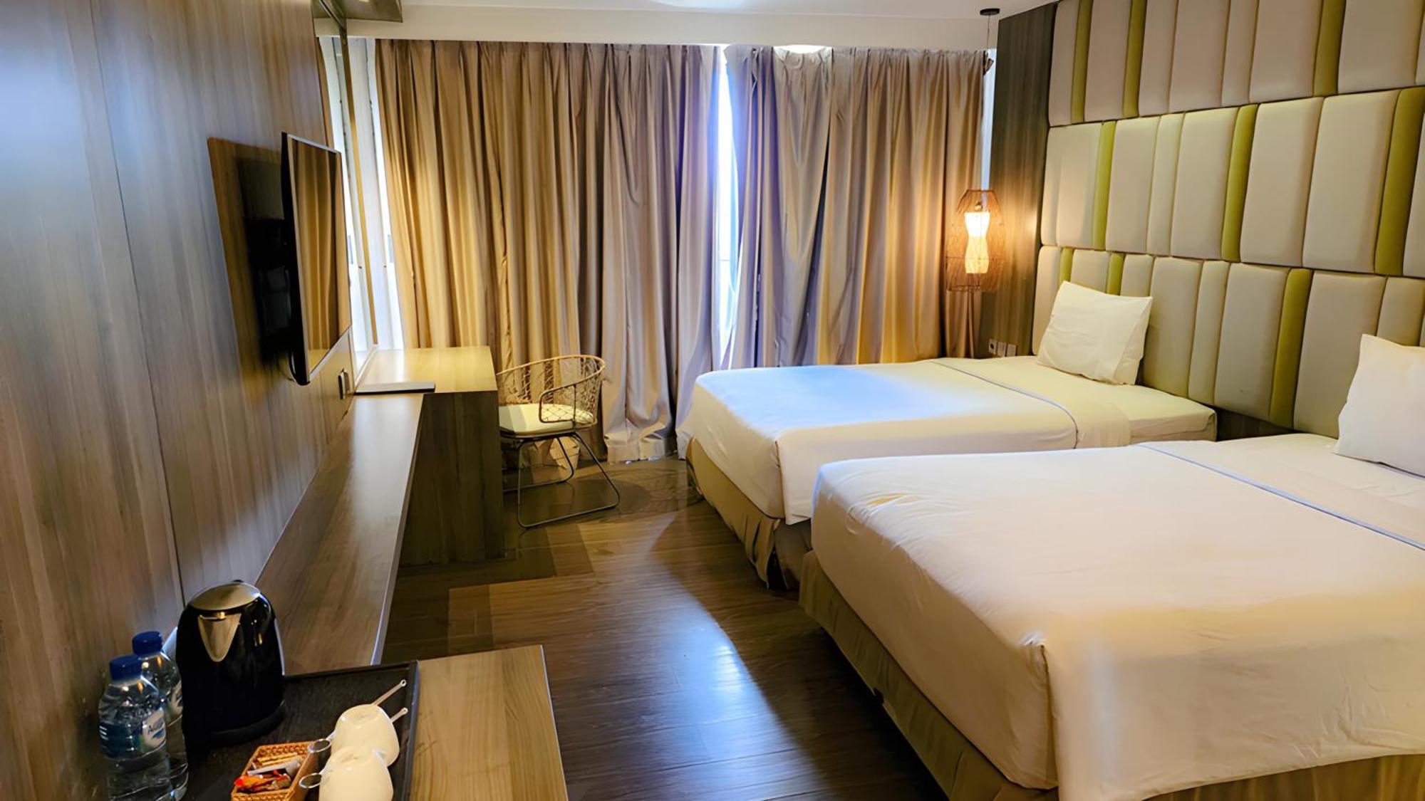เดอะ คริสตัล ลักชัวรี เบย์ รีสอร์ต นูซา ดูอา - บาหลี Hotel นูซาดูอา ภายนอก รูปภาพ