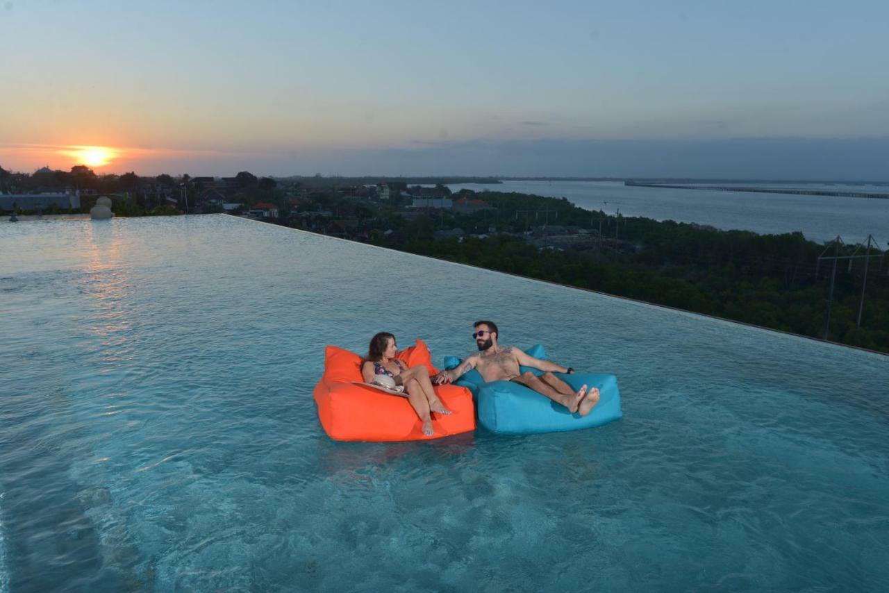 เดอะ คริสตัล ลักชัวรี เบย์ รีสอร์ต นูซา ดูอา - บาหลี Hotel นูซาดูอา ภายนอก รูปภาพ